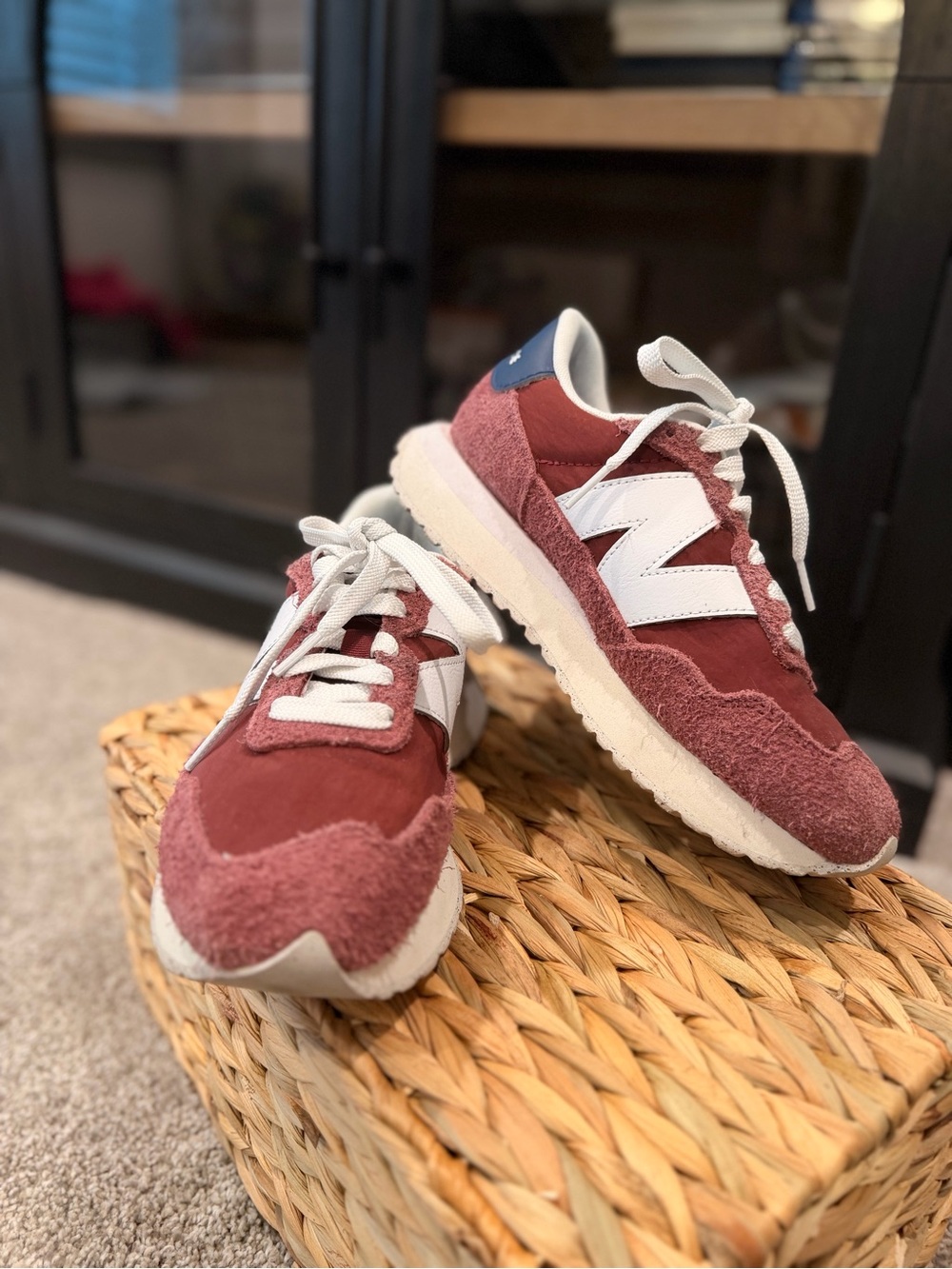 New Balance 237 Women’s Sneakers Burgandy/Maroon & White Retro